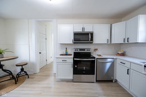 Photo of 1305 Lexington Avenue, Indianapolis, IN