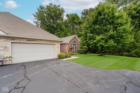 Photo of 11225 Red Fox Run, Fishers, IN