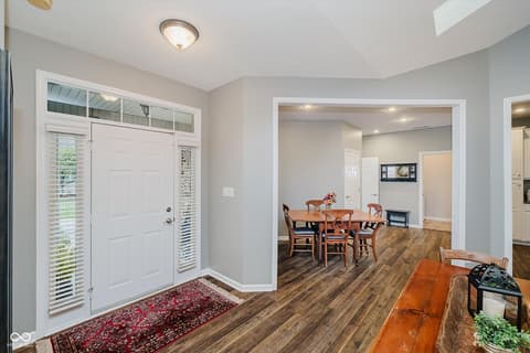 Photo of 11225 Red Fox Run, Fishers, IN