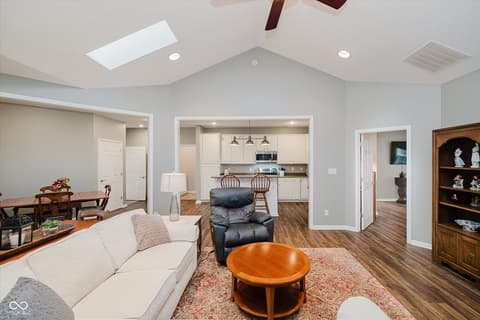 Photo of 11225 Red Fox Run, Fishers, IN