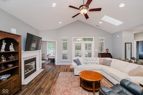 Photo of 11225 Red Fox Run, Fishers, IN