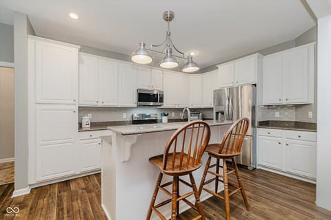 Photo of 11225 Red Fox Run, Fishers, IN