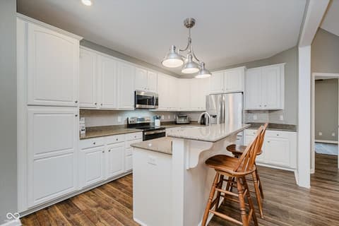 Photo of 11225 Red Fox Run, Fishers, IN