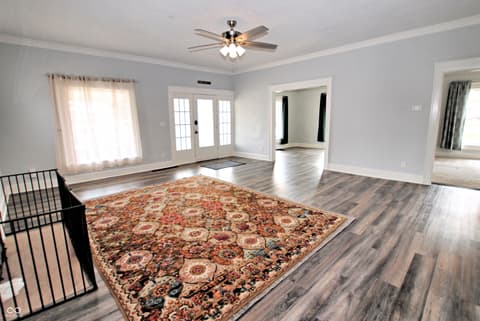 Photo of 990 E Washington Street, Martinsville, IN