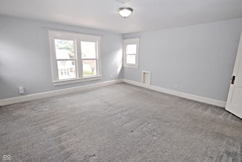 Photo of 990 E Washington Street, Martinsville, IN