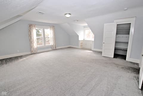 Photo of 990 E Washington Street, Martinsville, IN