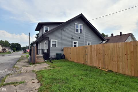 Photo of 990 E Washington Street, Martinsville, IN