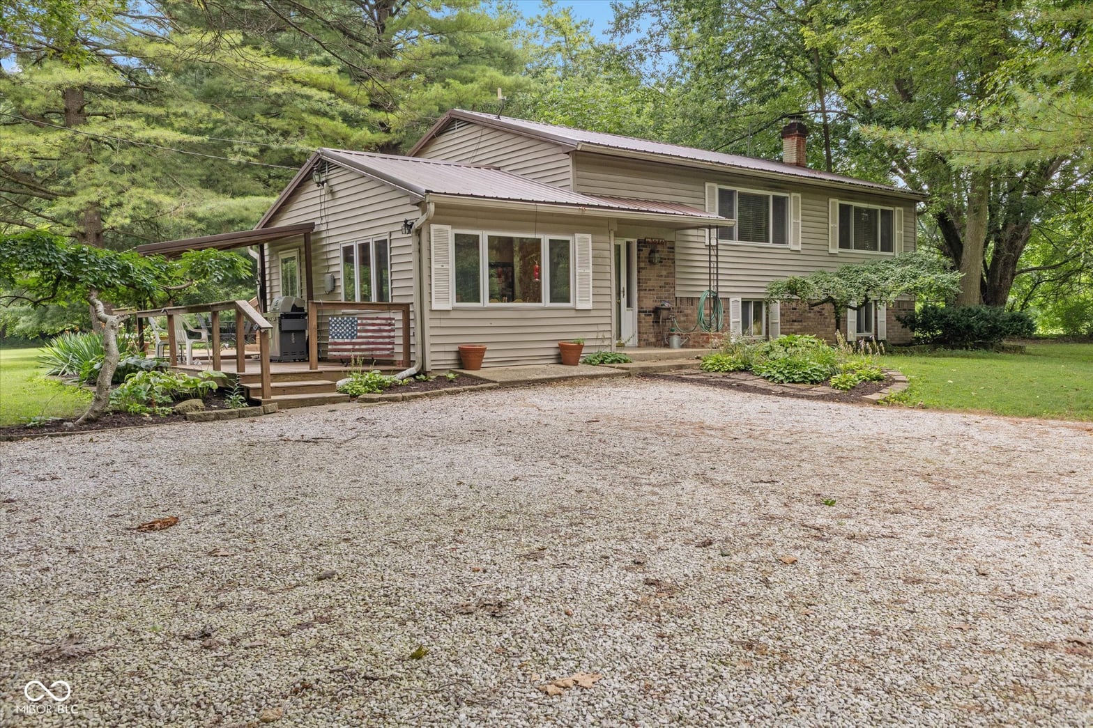 Front exterior at 3046 Cartersburg Road, Danville, IN