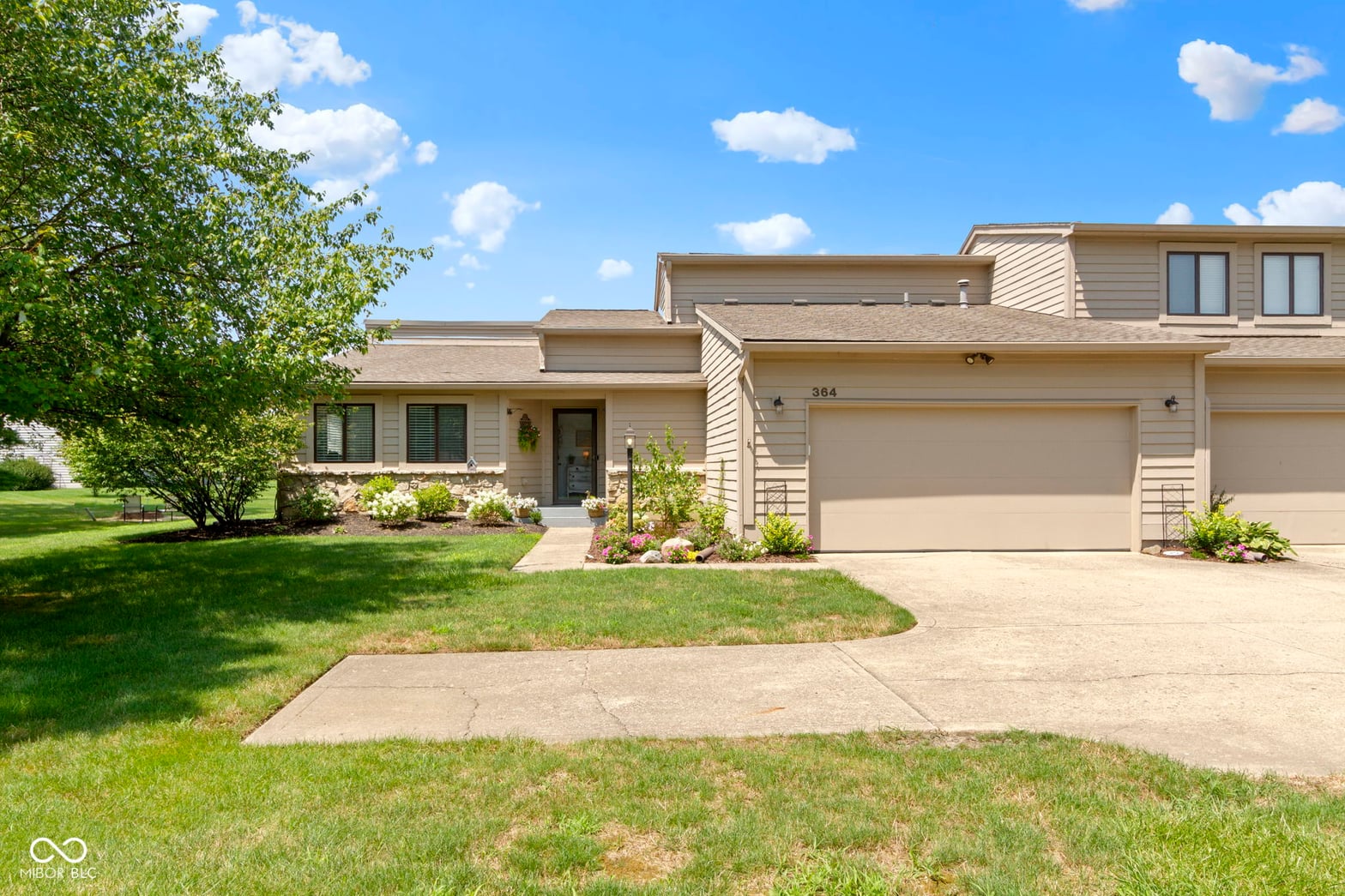 Photo of 364 Sandbrook Court, Noblesville, IN