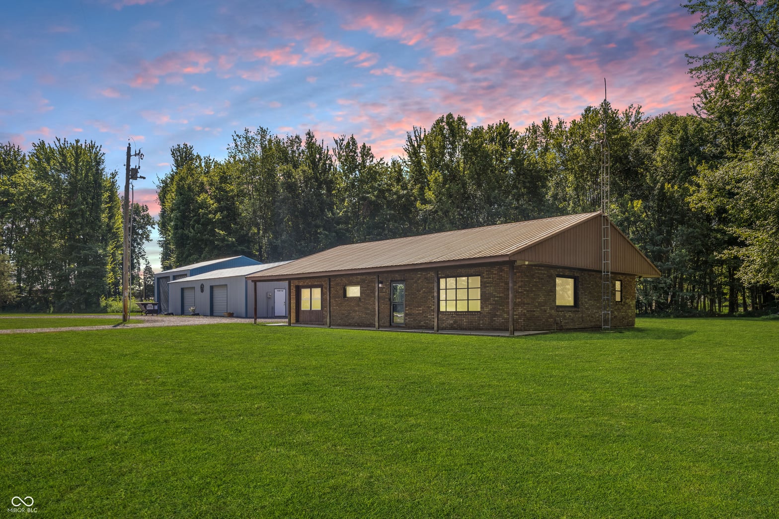 Front exterior at 20912 E State Road 362, Lexington, IN