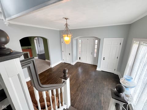 Foyer at 460 E Harrison Street, Martinsville, IN