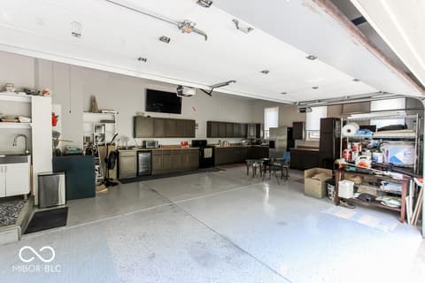 Garage at 7619 Oak Grove Drive, Indianapolis, IN