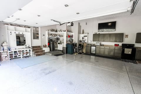 Garage at 7619 Oak Grove Drive, Indianapolis, IN