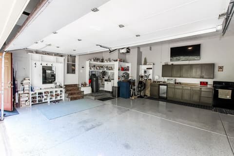 Garage at 7619 Oak Grove Drive, Indianapolis, IN