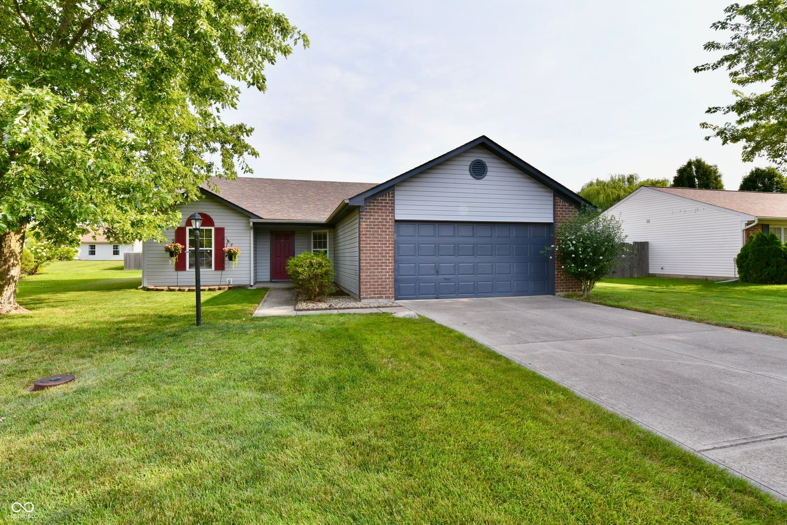 Photo of 4122 Dunedin Court, Westfield, IN