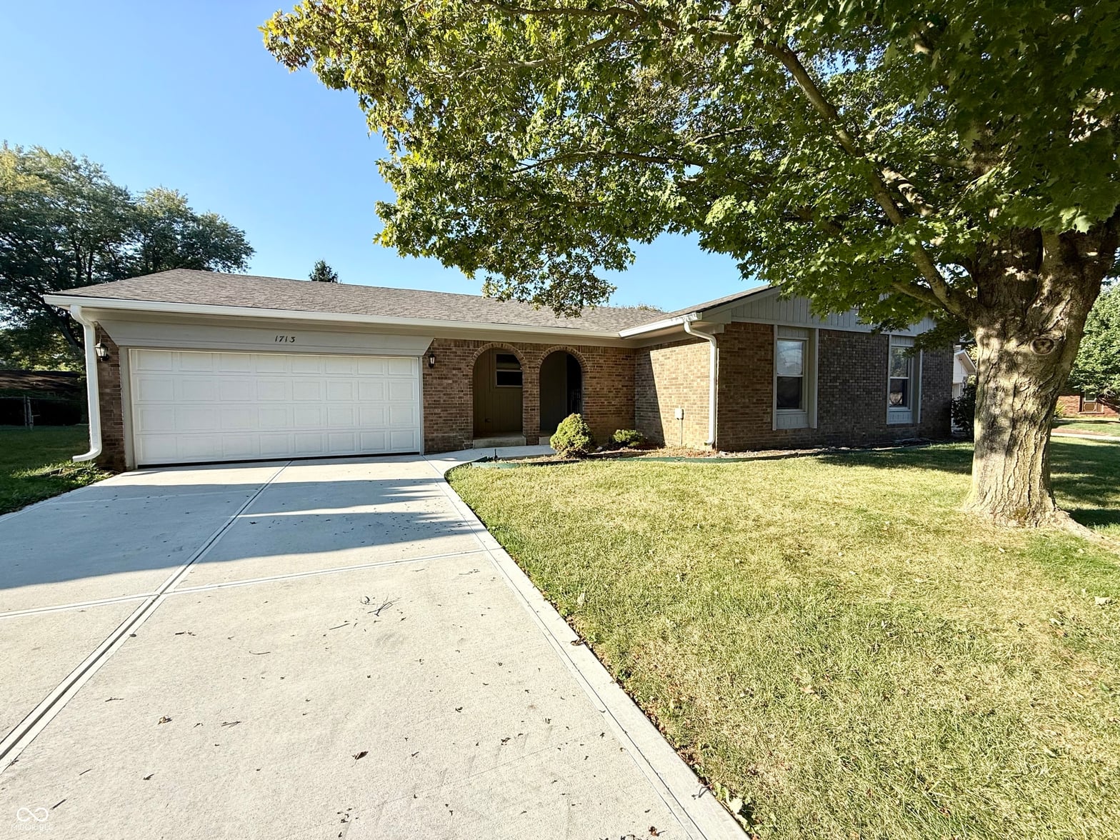 Photo of 1713 Sycamore Drive, Plainfield, IN