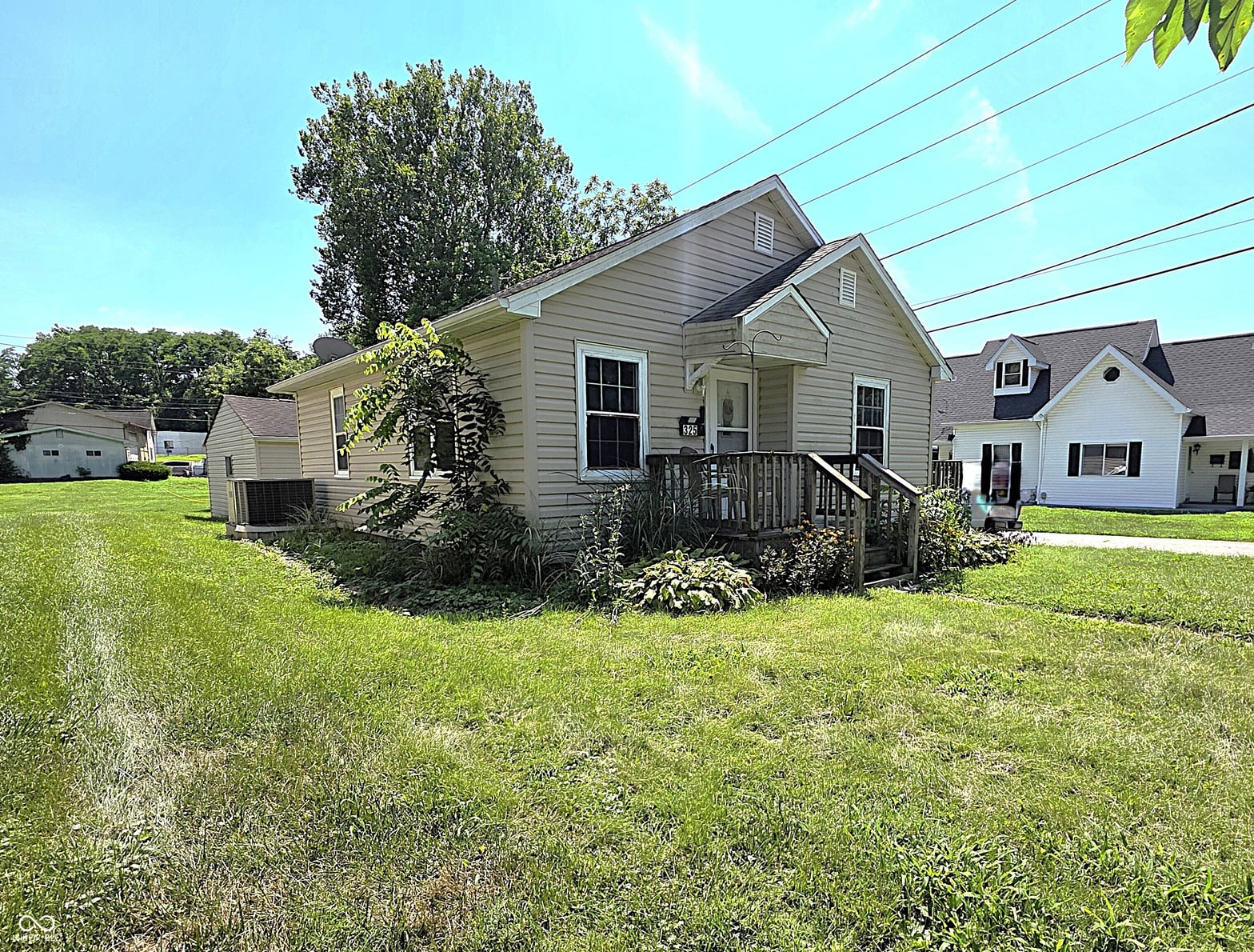 Photo of 325 W Main Street, Mooresville, IN