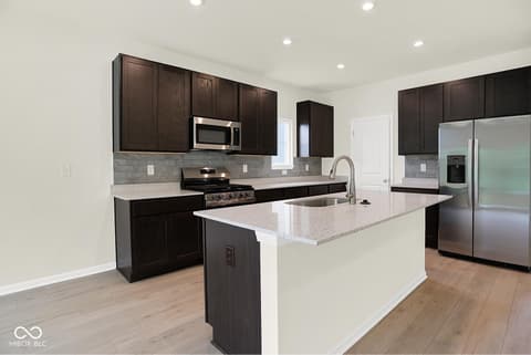 Photo of 5758 Greenbrier Court, Brownsburg, IN