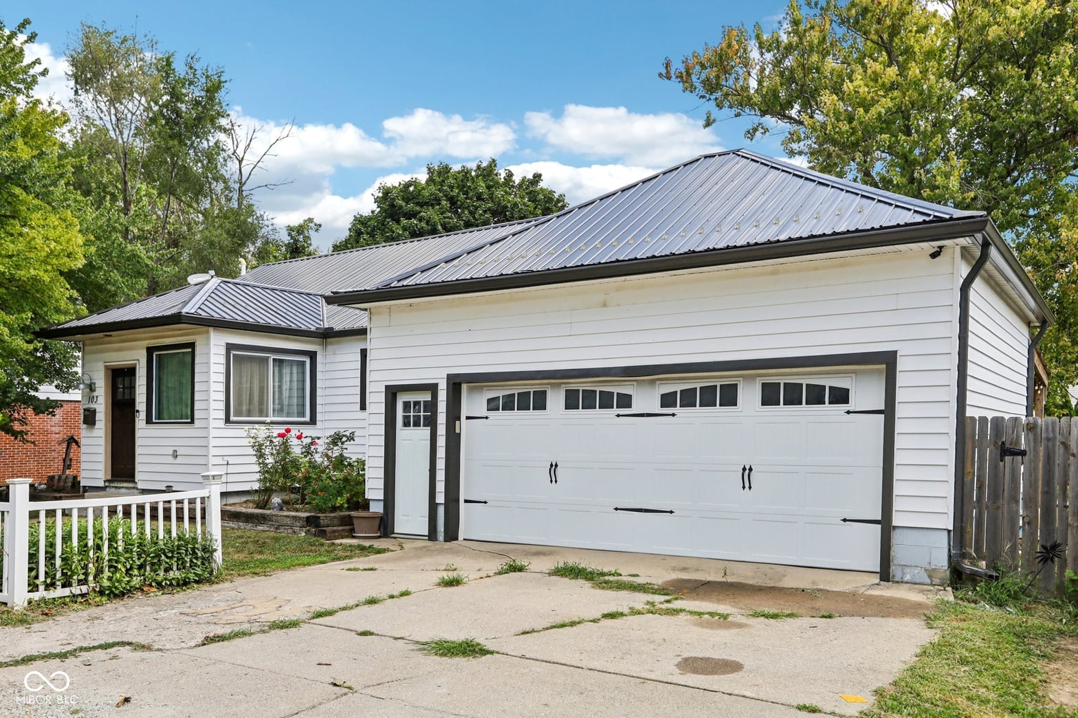 Photo of 103 S Hudson Street, Sheridan, IN