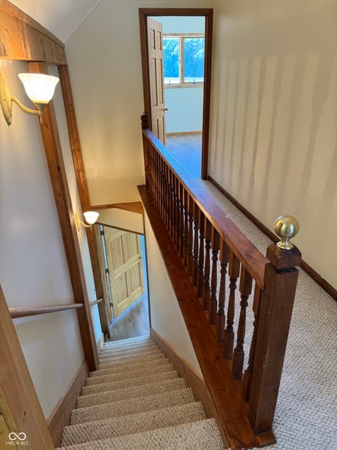 Photo of 11943 Hopkins Lane, Loogootee, IN