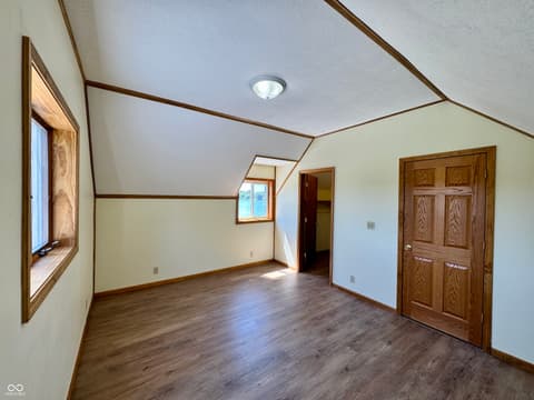 Photo of 11943 Hopkins Lane, Loogootee, IN