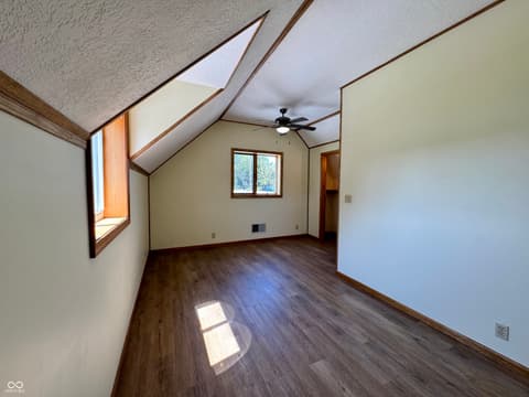 Photo of 11943 Hopkins Lane, Loogootee, IN