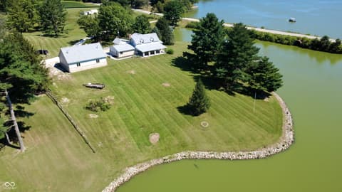 Photo of 11943 Hopkins Lane, Loogootee, IN