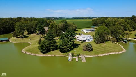 Photo of 11943 Hopkins Lane, Loogootee, IN
