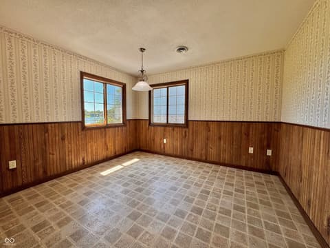 Photo of 11943 Hopkins Lane, Loogootee, IN