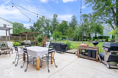 Outdoor living area at 6011 Buttonwood Drive, Noblesville, IN