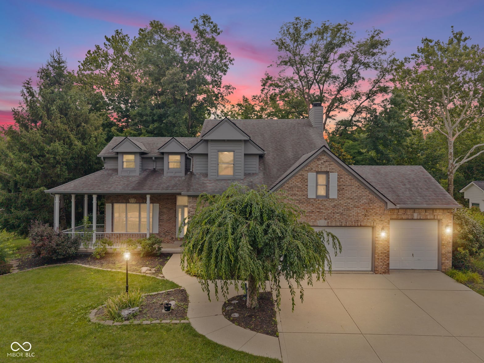 Front exterior at 8695 Shoe Overlook Drive, Fishers, IN