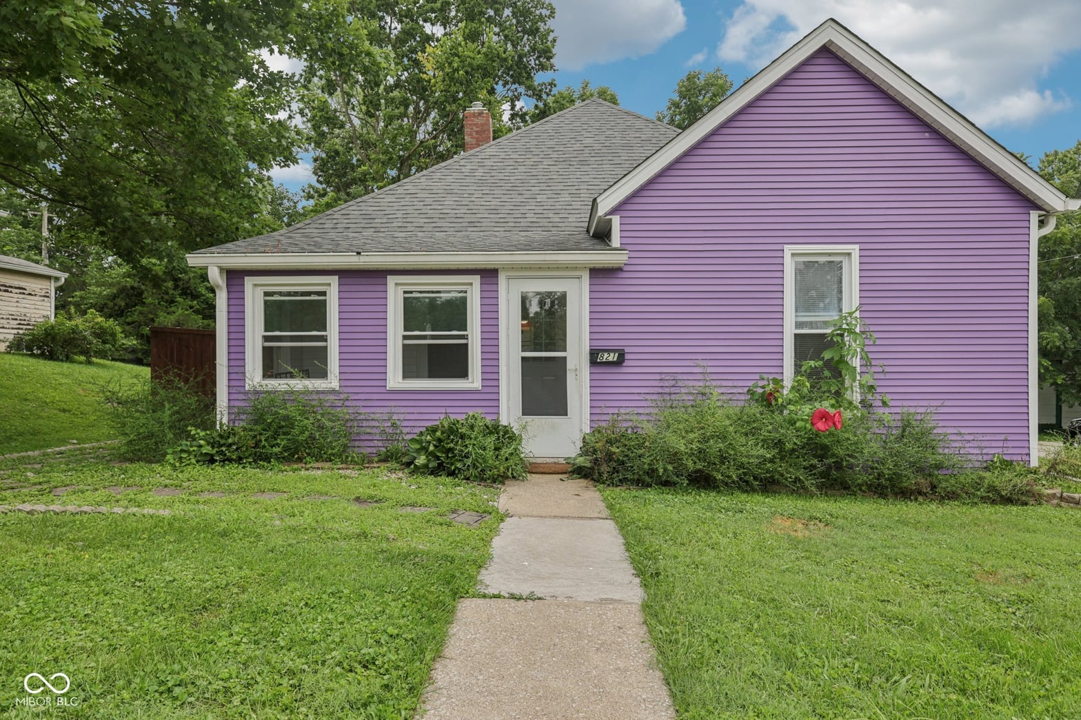 Photo of 821 W 9th Street, Bloomington, IN