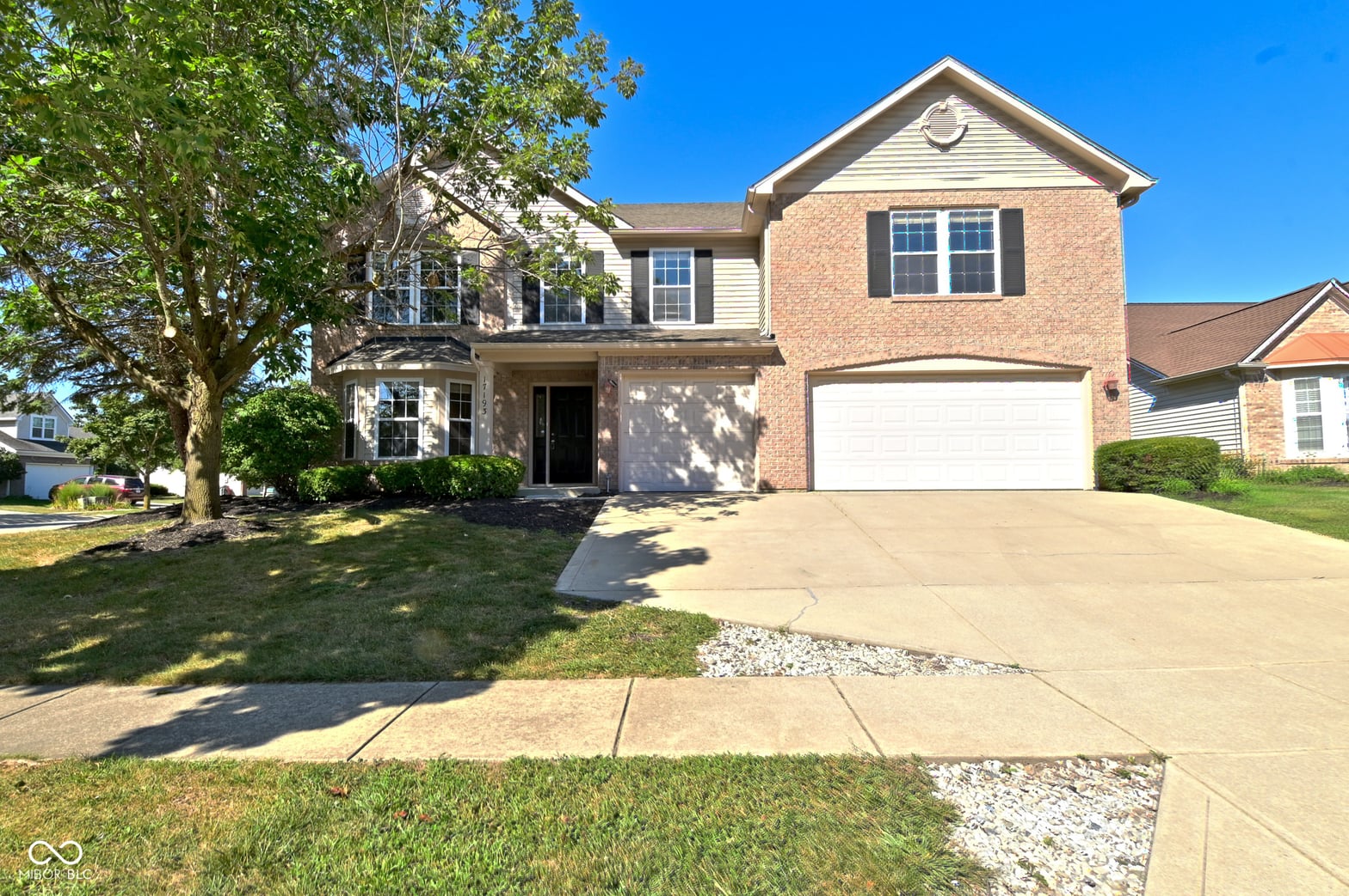Front exterior at 17193 Linda Way, Noblesville, IN