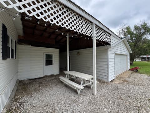 Outdoor living area at 3514 W Mill Creek Drive, Kingman, IN
