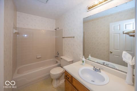Photo of 3046 Crimson Court E, Carmel, IN