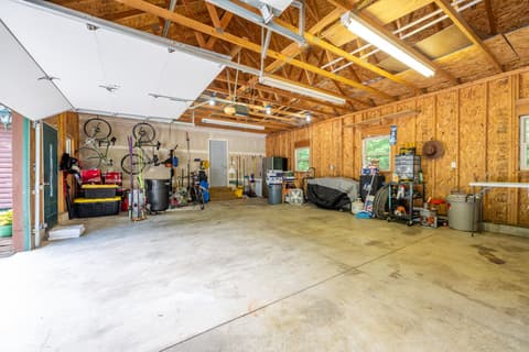 Garage at 5941 Jordan Village Road, Poland, IN