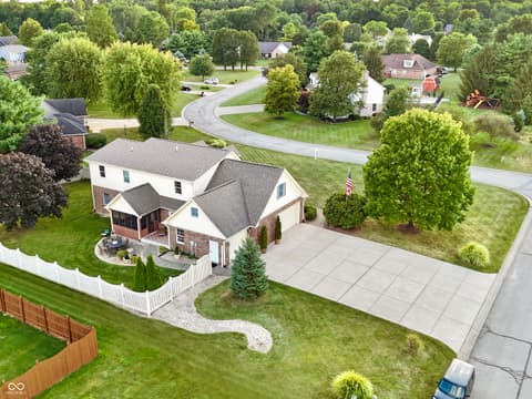 3669 N Kelly Drive
