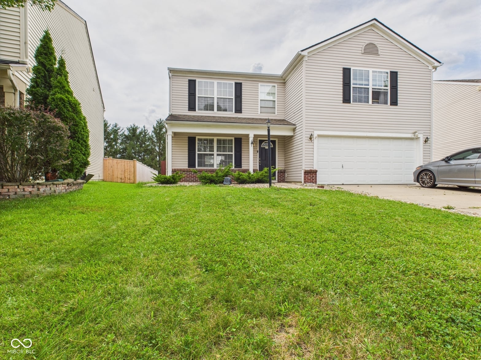 Photo of 12389 Deerview Drive, Noblesville, IN