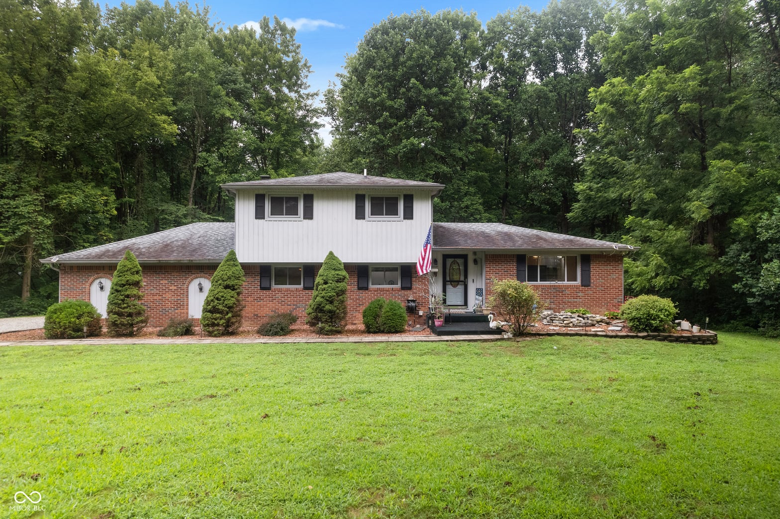 Photo of 7502 Lion Drive, Nineveh, IN