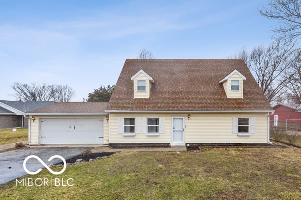 Front exterior at 67 Lincoln Hill Drive, Coatesville, IN