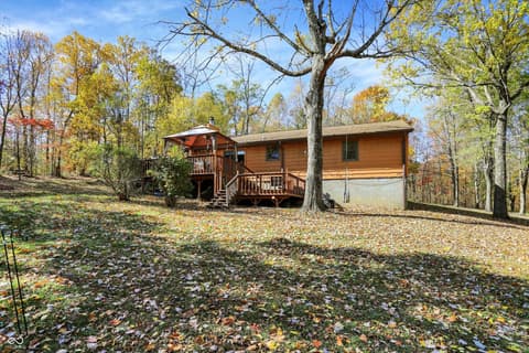 Photo of 3320 Pine Wood Drive, Spencer, IN