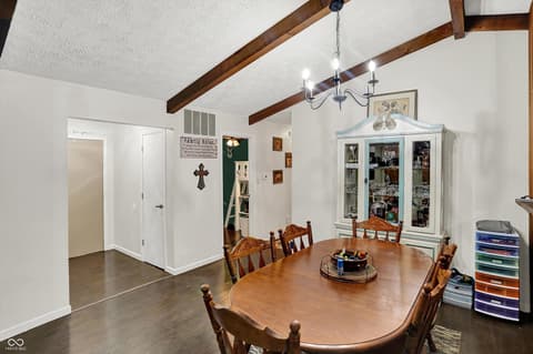 Photo of 3320 Pine Wood Drive, Spencer, IN