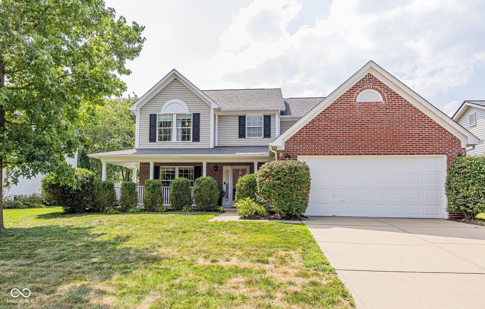 Front exterior at 9632 Cypress Way, Carmel, IN