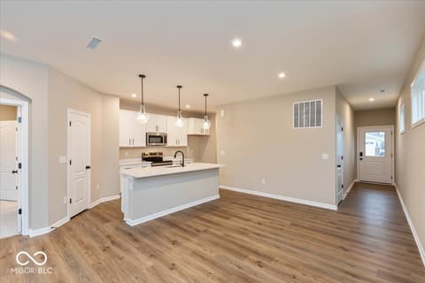 Photo of 10358 River Park Way, Brownsburg, IN