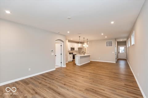 Photo of 10358 River Park Way, Brownsburg, IN