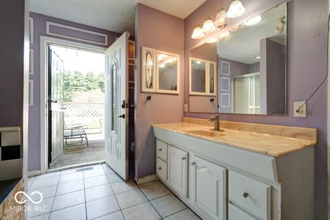 Photo of 6416 S County Road 100 E, Markleville, IN
