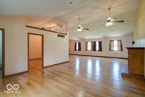 Photo of 6416 S County Road 100 E, Markleville, IN