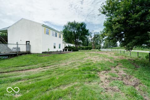 Photo of 6416 S County Road 100 E, Markleville, IN