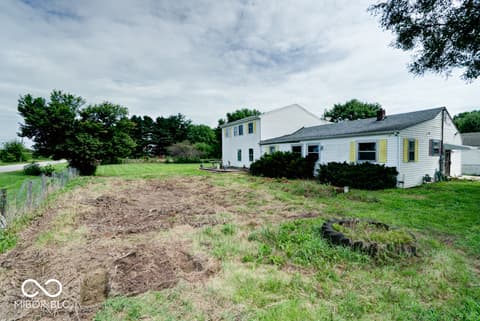 Photo of 6416 S County Road 100 E, Markleville, IN