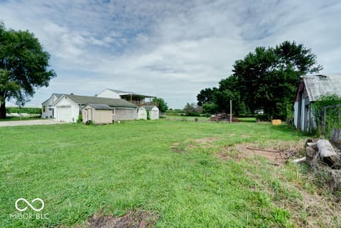 Photo of 6416 S County Road 100 E, Markleville, IN